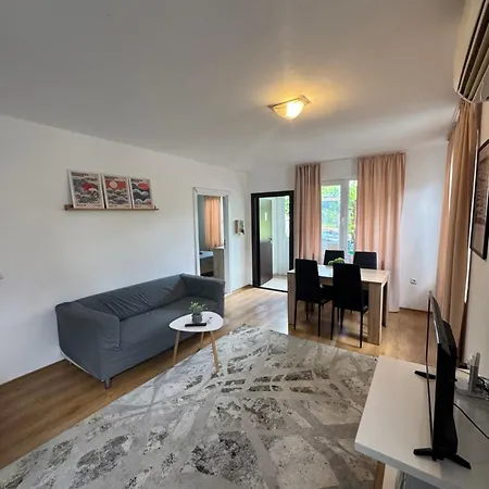 Family Sea House Apartment